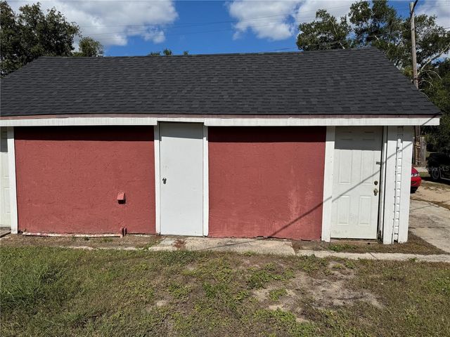 425 E SESSOMS AVENUE, Lake Wales, FL 33853