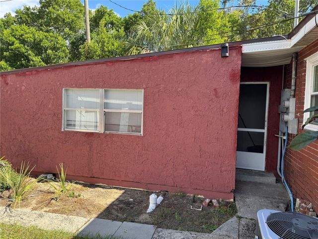 425 E SESSOMS AVENUE, Lake Wales, FL 33853