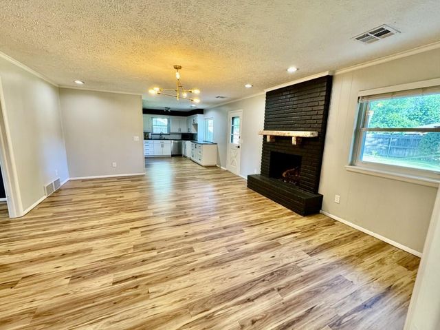 3029 Berkshire Way, Oklahoma City, OK 73120