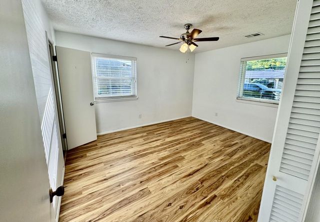 3029 Berkshire Way, Oklahoma City, OK 73120