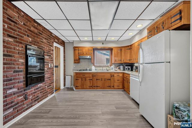 130 Rowland Avenue, Clifton, NJ 07012
