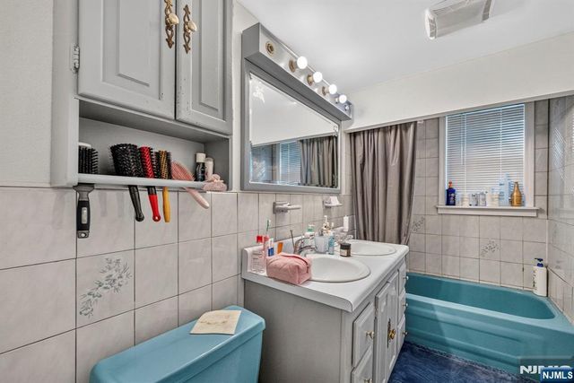 130 Rowland Avenue, Clifton, NJ 07012