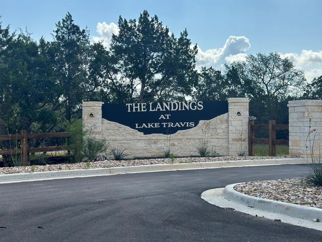 163 Landings WAY, Spicewood, TX 78669