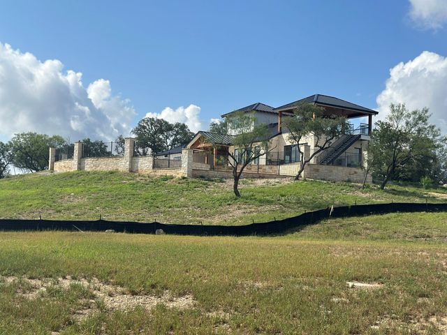 163 Landings WAY, Spicewood, TX 78669