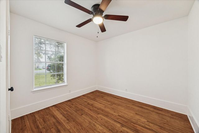 431 Hummingbird Lane, Houston, TX 77060