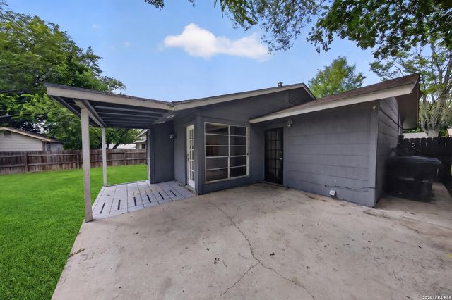 4811 GUADALAJARA DR, San Antonio, TX 78233