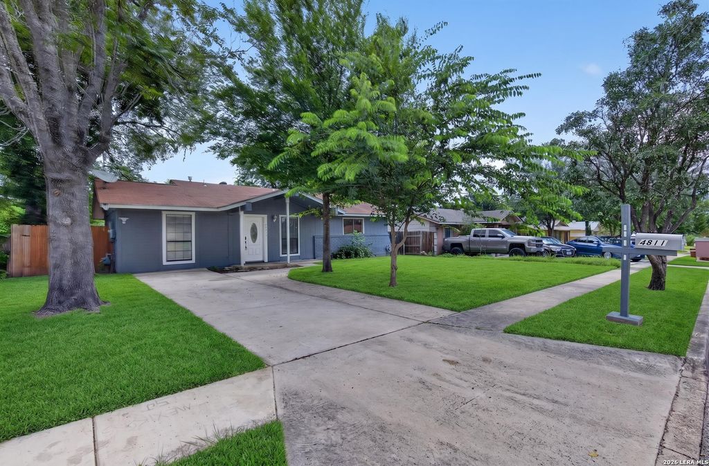 4811 GUADALAJARA DR, San Antonio, TX 78233