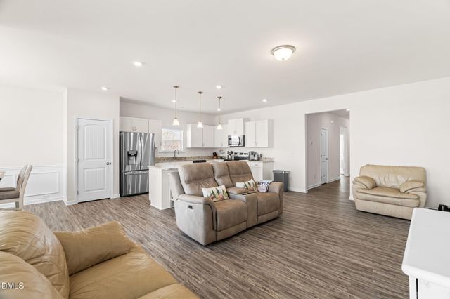 17 Geneva Circle, Benson, NC 27504