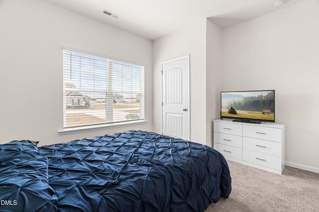 17 Geneva Circle, Benson, NC 27504