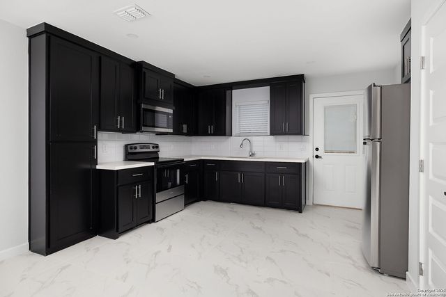 1604 Shadow Creek, Weslaco, TX 78596