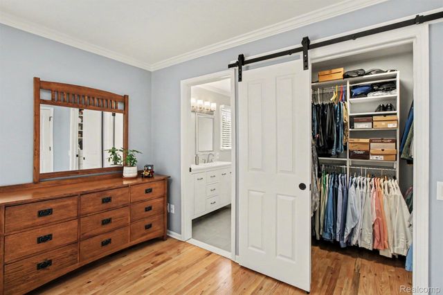 8620 Southridge Drive, Hartland Township, MI 48843