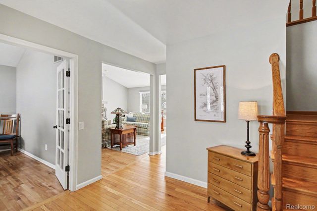 8620 Southridge Drive, Hartland Township, MI 48843