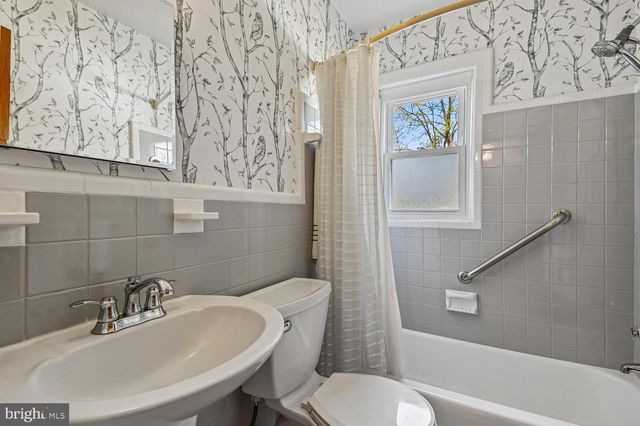 4704 CARDINAL AVE, Beltsville, MD 20705