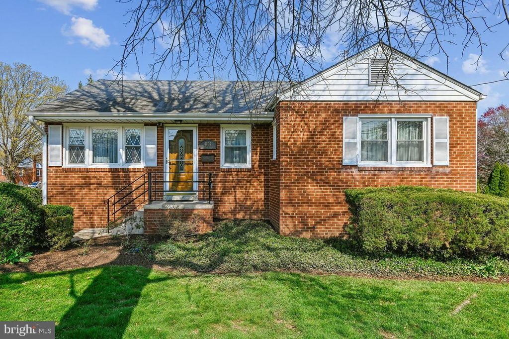 4704 CARDINAL AVE, Beltsville, MD 20705