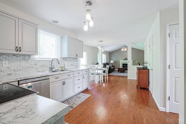 1094 Valley Wood Drive, Union Twp, OH 45103