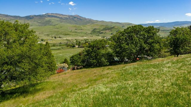 Schofield Street, Ashland, OR 97520