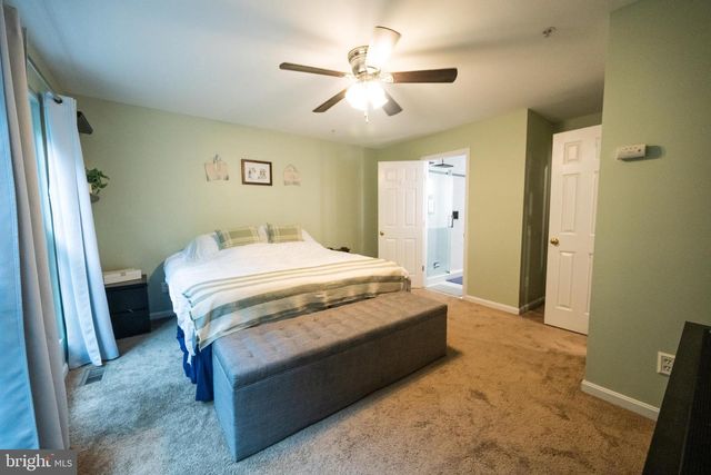 46946 COURTYARD SQ, Sterling, VA 20164