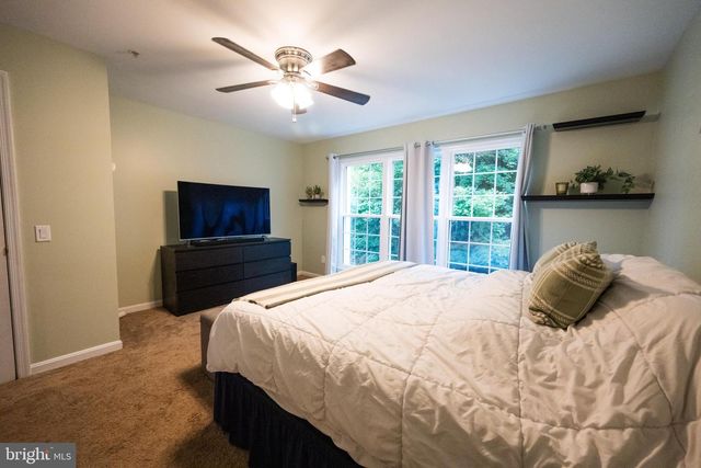 46946 COURTYARD SQ, Sterling, VA 20164