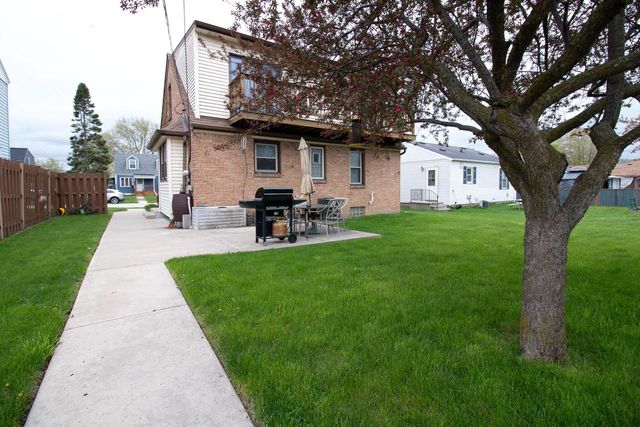 1308 Mackinac AVENUE, South Milwaukee, WI 53172