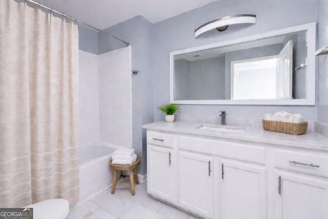3040 Peachtree Road 613, Atlanta, GA 30305