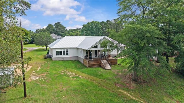 106 Lakeview Lane, Headland, AL 36345