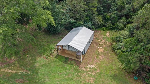 106 Lakeview Lane, Headland, AL 36345