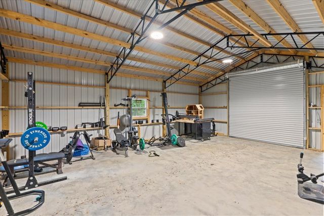 106 Lakeview Lane, Headland, AL 36345