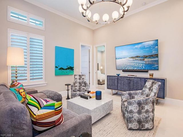 6265 Negril Isle DR, Naples, FL 34113