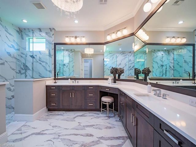 6265 Negril Isle DR, Naples, FL 34113