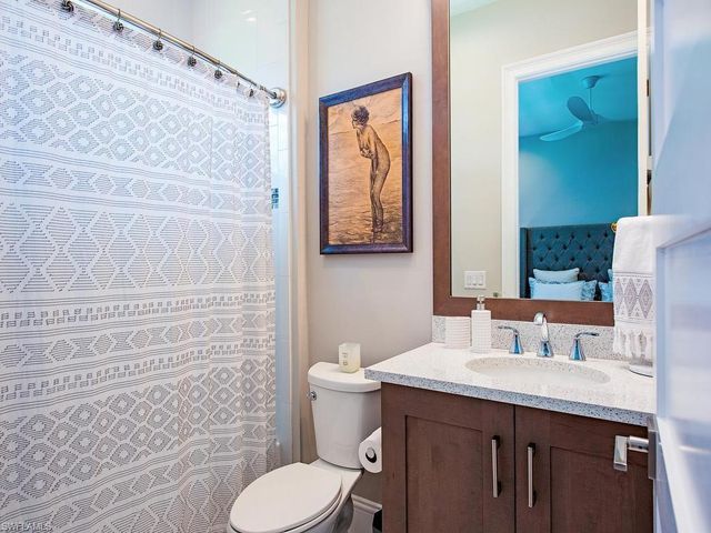 6265 Negril Isle DR, Naples, FL 34113