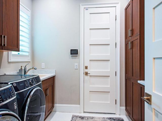6265 Negril Isle DR, Naples, FL 34113