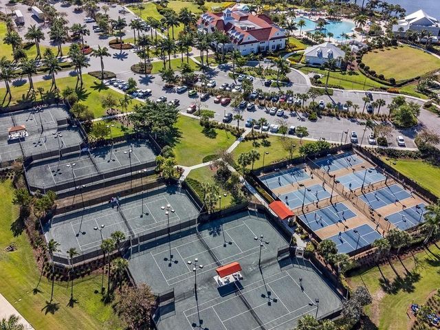 6265 Negril Isle DR, Naples, FL 34113