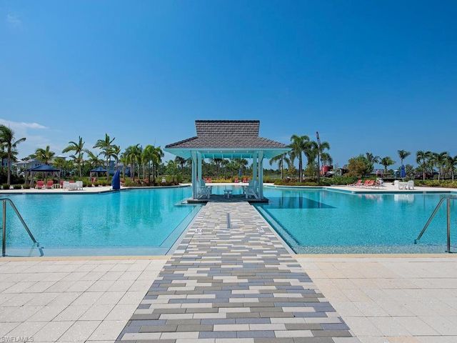 6265 Negril Isle DR, Naples, FL 34113