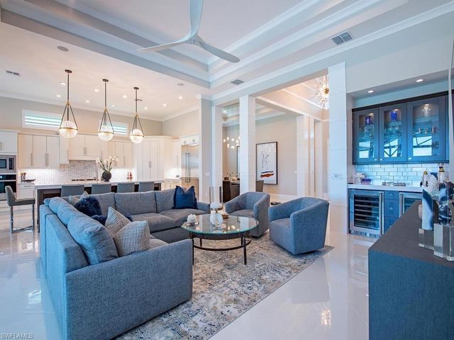 6265 Negril Isle DR, Naples, FL 34113