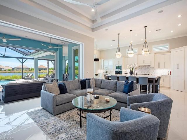6265 Negril Isle DR, Naples, FL 34113