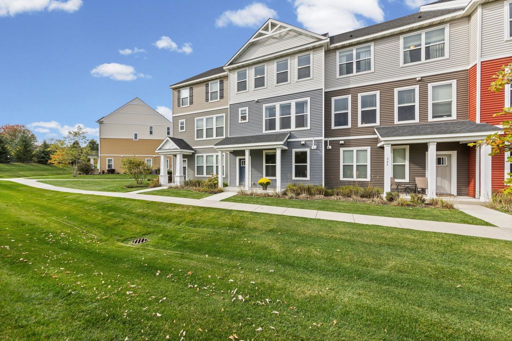 649 Satori Way, Chaska, MN 55318 — photo 4