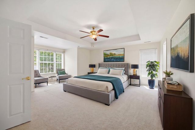3311 MCCORKLE CT, Triangle, VA 22172