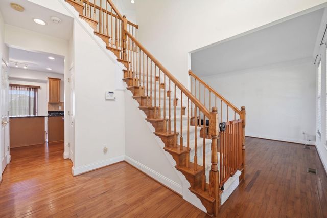 3311 MCCORKLE CT, Triangle, VA 22172