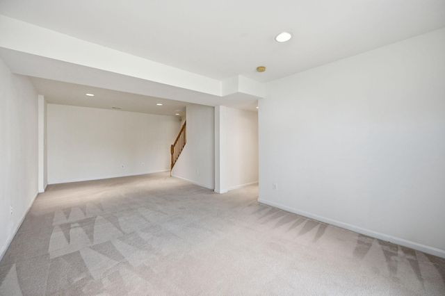 3311 MCCORKLE CT, Triangle, VA 22172