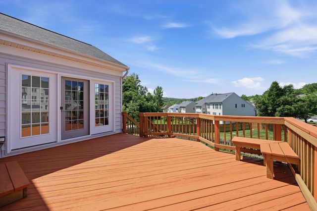 3311 MCCORKLE CT, Triangle, VA 22172