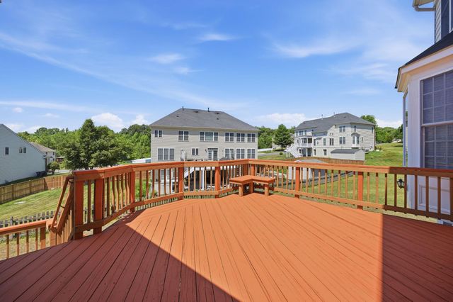 3311 MCCORKLE CT, Triangle, VA 22172