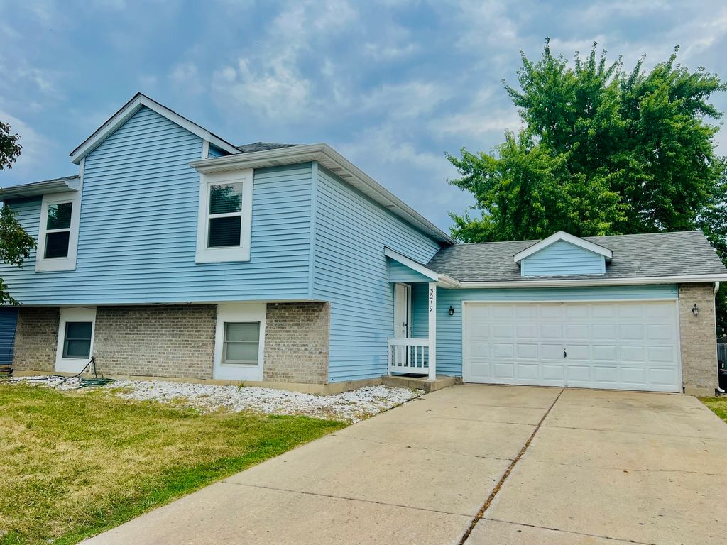3219 Quincy Court, Joliet, IL 60431