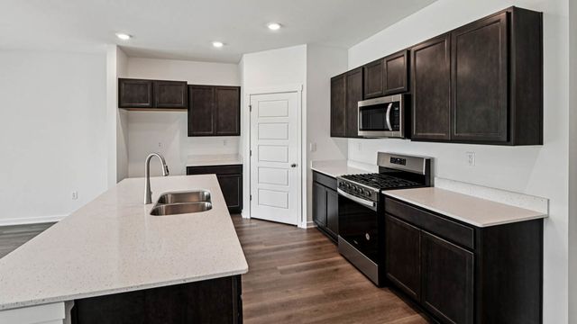 2522 Redwood Trail, Wonder Lake, IL 60097