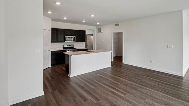 2522 Redwood Trail, Wonder Lake, IL 60097