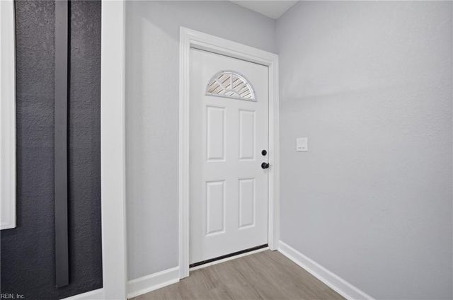 382 Orange AVE, Norfolk, VA 23503