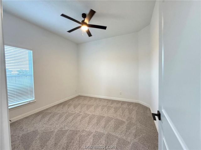 4213 Skylar Drive, College Station, TX 77845