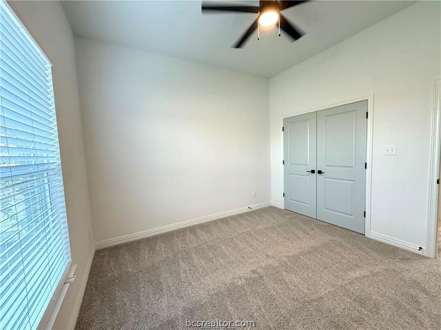 4213 Skylar Drive, College Station, TX 77845