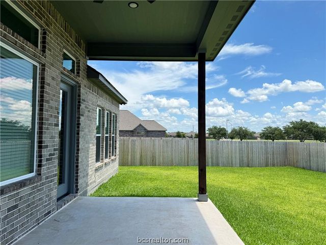 4213 Skylar Drive, College Station, TX 77845