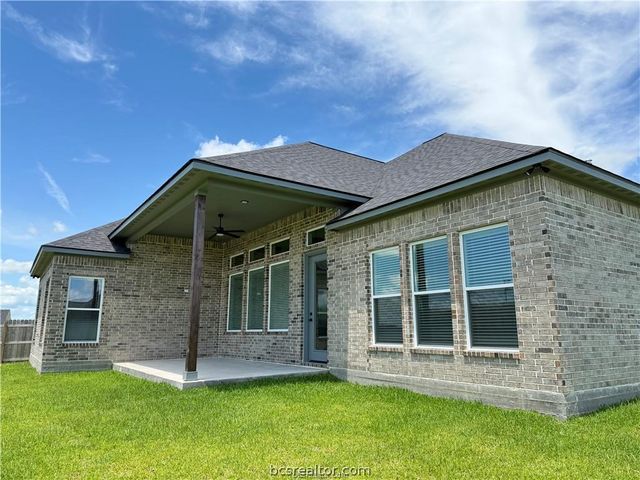 4213 Skylar Drive, College Station, TX 77845