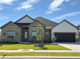 4213 Skylar Drive, College Station, TX 77845